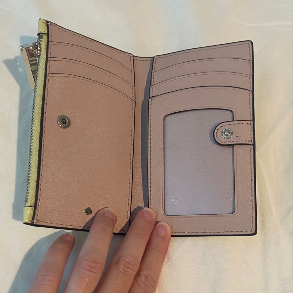 Kate Spade Wallet - Picture 2 of 3